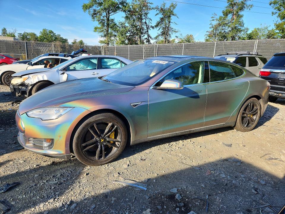 66852156 :رقم المزاد ، 5YJSA1S12EFP35699 vin ، 2014 Tesla Model S مزاد بيع
