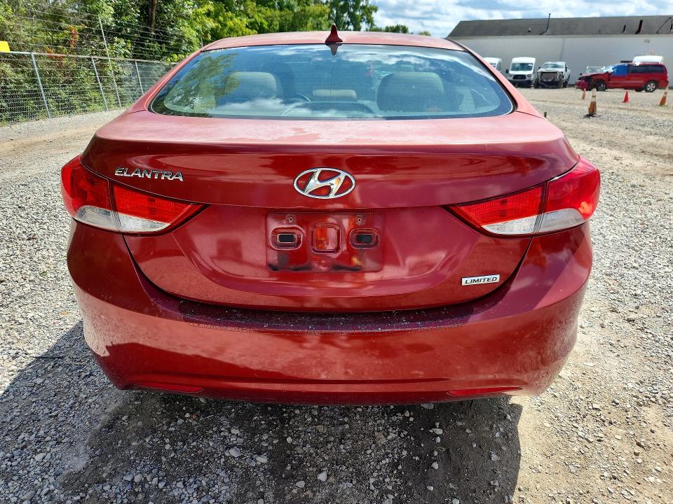 Продаж на аукціоні авто 2012 Hyundai Elantra, vin: KMHDH4AE3CU498652, номер лоту: 68857986