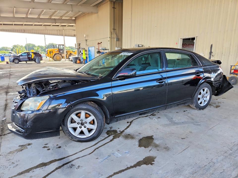 69422926 :رقم المزاد ، 4T1BK36B07U222727 vin ، 2007 Toyota Avalon مزاد بيع