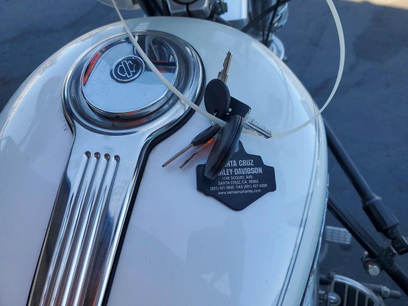 70954186 :رقم المزاد ، 1HD1CGP356K408946 vin ، 2006 Harley-davidson Xl1200 مزاد بيع