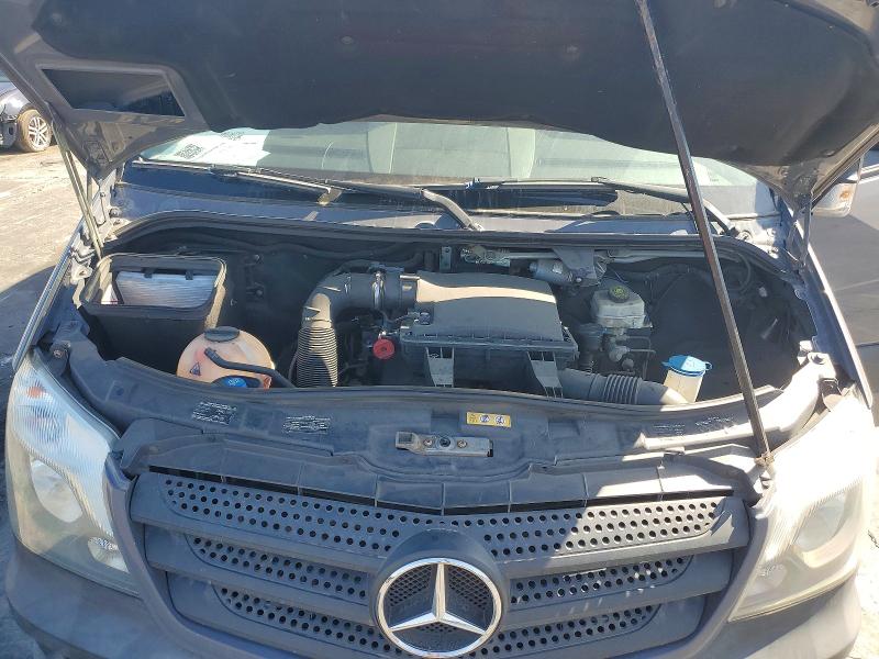 68571756 :رقم المزاد ، WD3PE7DD1GP203884 vin ، 2016 Mercedes-benz Sprinter مزاد بيع