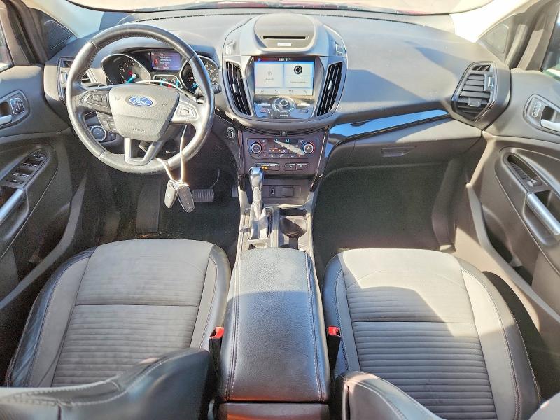 2017 Ford Escape მანქანა იყიდება აუქციონზე, vin: 1FMCU9JD9HUE56831, აუქციონის ნომერი: 68327476