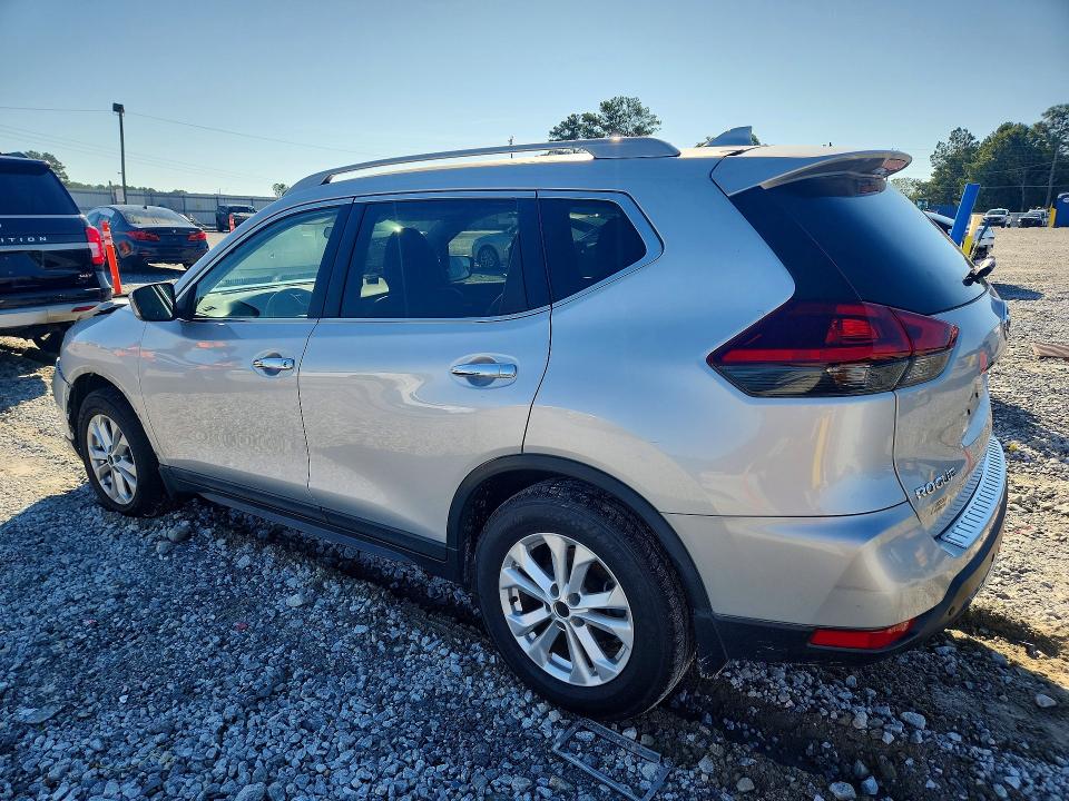 2018 Nissan Rogue მანქანა იყიდება აუქციონზე, vin: 5N1AT2MT2JC828865, აუქციონის ნომერი: 68862176