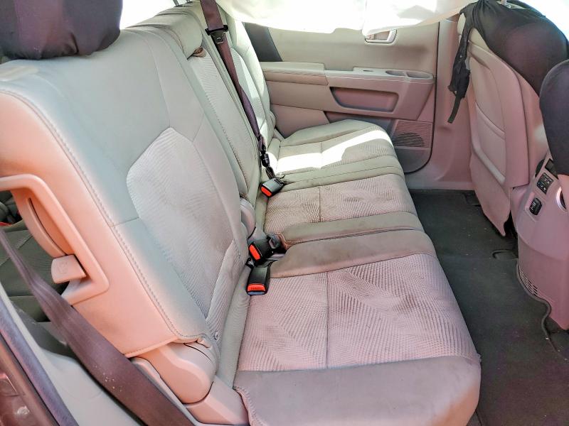 68941816 :رقم المزاد ، 5FNYF4H24CB002595 vin ، 2012 Honda Pilot مزاد بيع
