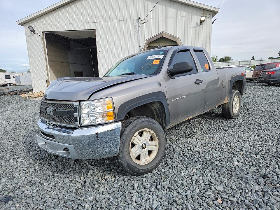 2013 Chevrolet Silverado მანქანა იყიდება აუქციონზე, vin: 1GCRKSE70DZ238015, აუქციონის ნომერი: 68661606