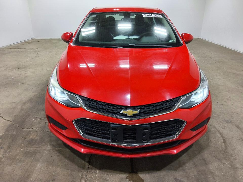 68379256 :رقم المزاد ، 1G1BE5SM7H7231030 vin ، 2017 Chevrolet Cruze مزاد بيع