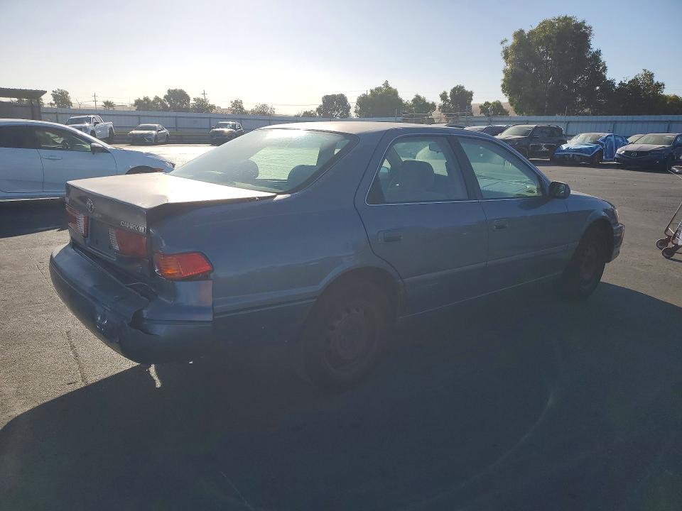 Aukcja sprzedaży 2000 Toyota Camry, vin: JT2BG22K5Y0464436, numer aukcji: 70609186