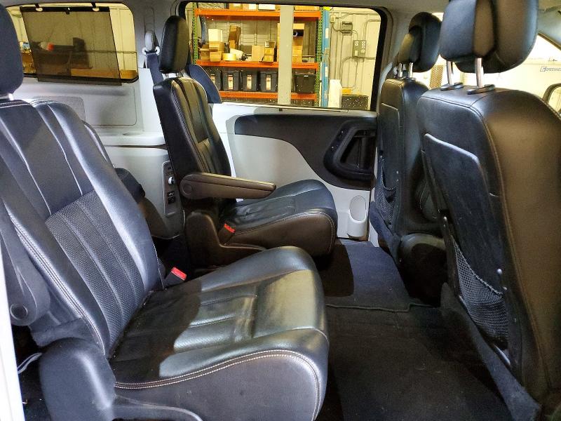 Продажа на аукционе авто 2015 Chrysler Town & Country, vin: 2C4RC1CG6FR743435, номер лота: 68981016