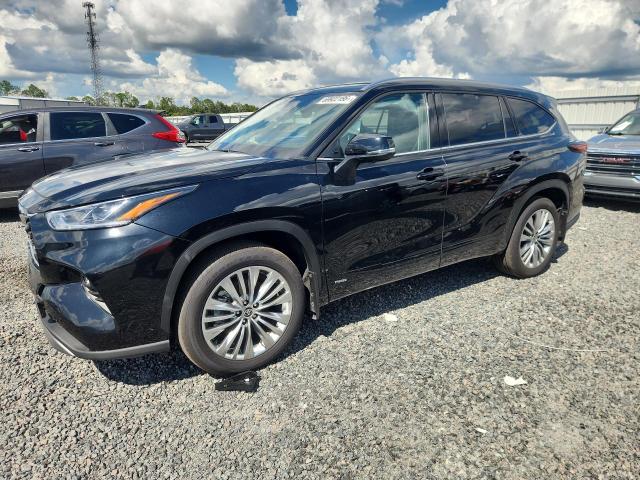 2026 Toyota Highlander Hybrid მანქანა იყიდება აუქციონზე, vin: 5TDEBRCH0TS708840, აუქციონის ნომერი: 69922186