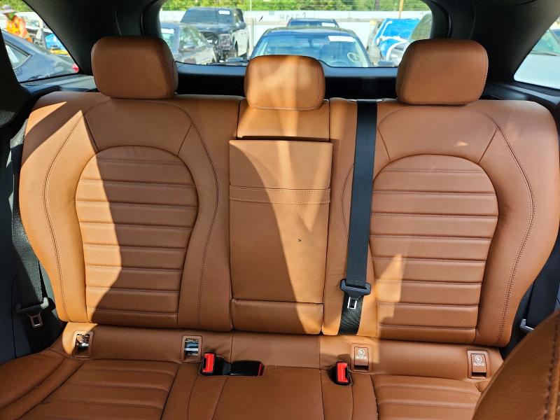 68510666 :رقم المزاد ، WDC0G4KB6GF055992 vin ، 2016 Mercedes-benz Glc مزاد بيع