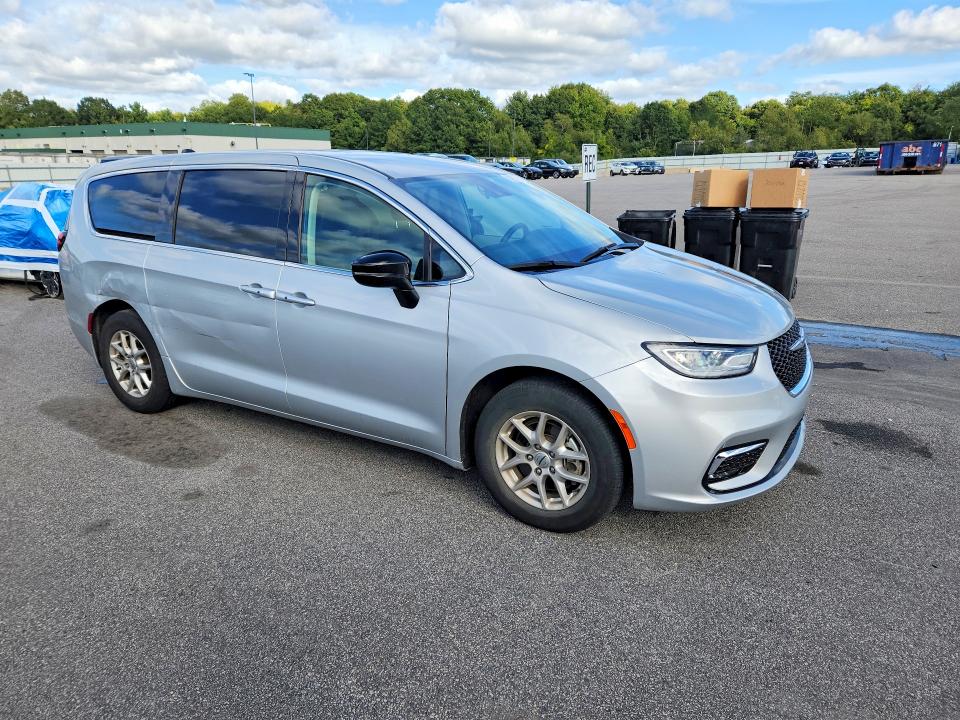 70539156 :رقم المزاد ، 2C4RC1BG0RR179870 vin ، 2024 Chrysler Pacifica مزاد بيع