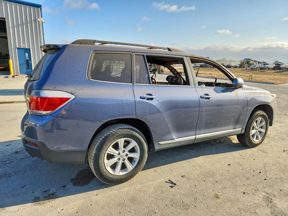 2013 Toyota Highlander მანქანა იყიდება აუქციონზე, vin: 5TDBK3EH6DS270050, აუქციონის ნომერი: 66979616