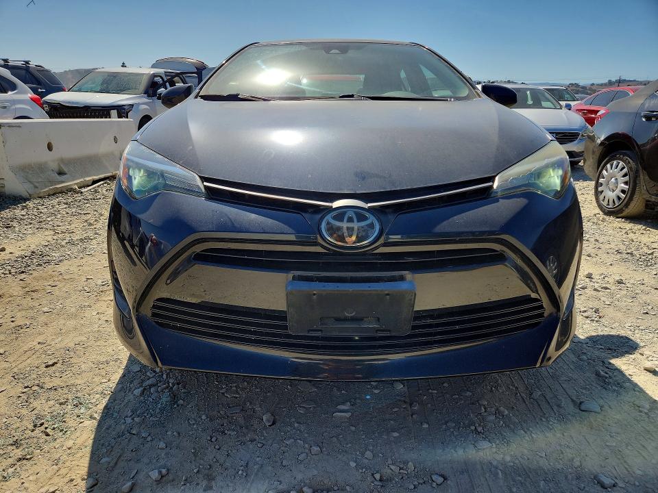 69438006 :رقم المزاد ، 2T1BURHE6KC170907 vin ، 2019 Toyota Corolla مزاد بيع