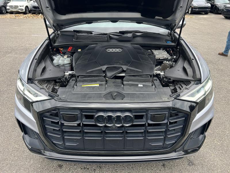 68377176 :رقم المزاد ، WA1EVAF11LD004062 vin ، 2020 Audi Q8 مزاد بيع