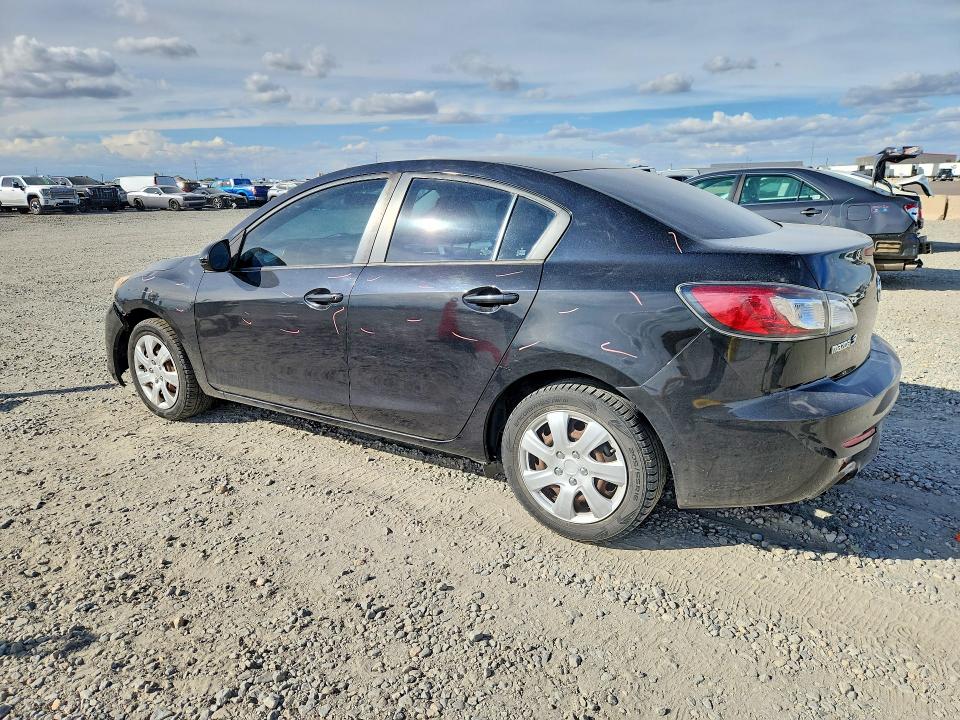 70475056 :رقم المزاد ، JM1BL1U72D1715486 vin ، 2013 Mazda 3 مزاد بيع