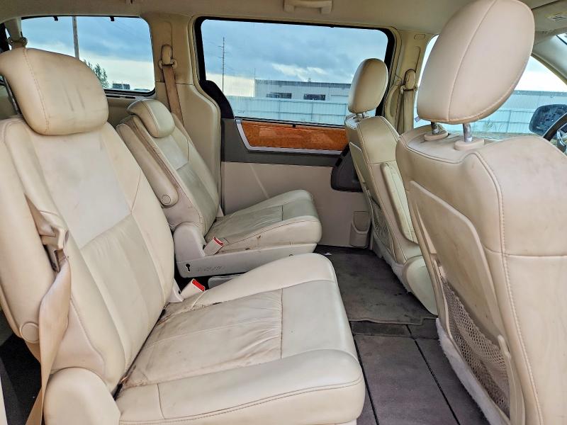 Продажа на аукционе авто 2009 Chrysler Town & Country, vin: 2A8HR64X79R611013, номер лота: 69378126
