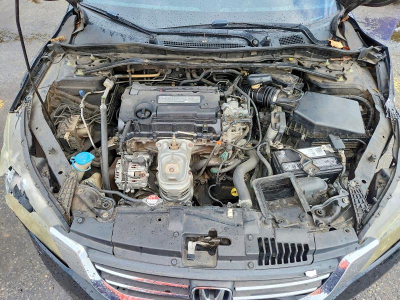 66906636 :رقم المزاد ، 1HGCR2F77FA092747 vin ، 2015 Honda Accord مزاد بيع