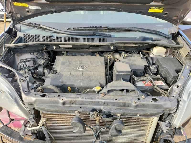 67733976 :رقم المزاد ، 5TDDK3DC3ES076768 vin ، 2014 Toyota Sienna مزاد بيع