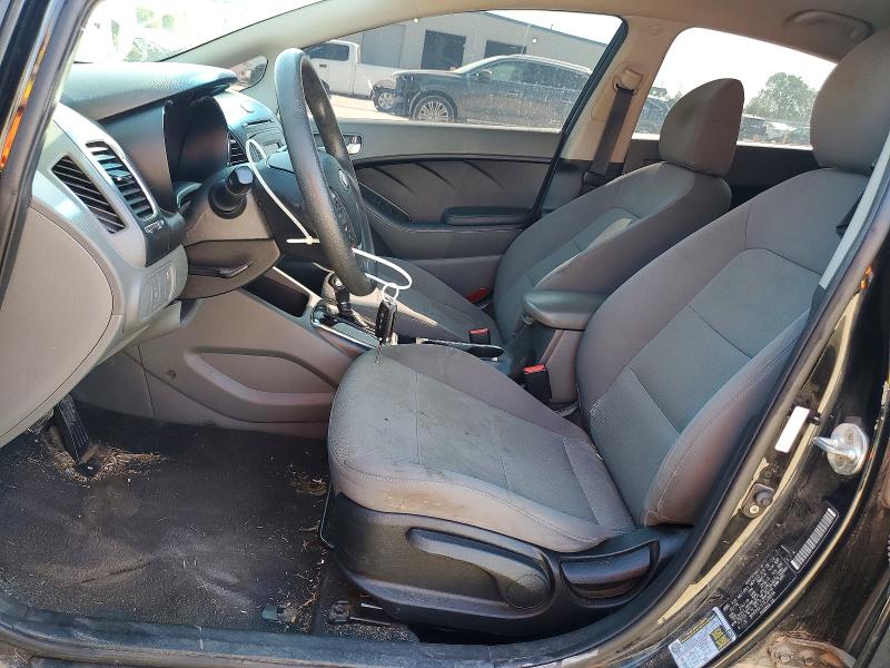 68076436 :رقم المزاد ، 3KPFK4A75JE228334 vin ، 2018 Kia Forte مزاد بيع