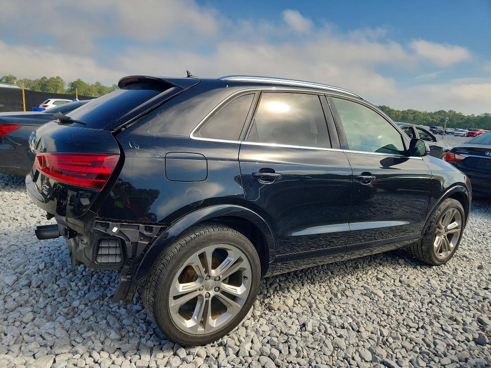 Продажа на аукционе авто 2015 Audi Q3, vin: WA1GFCFS7FR012118, номер лота: 71049606