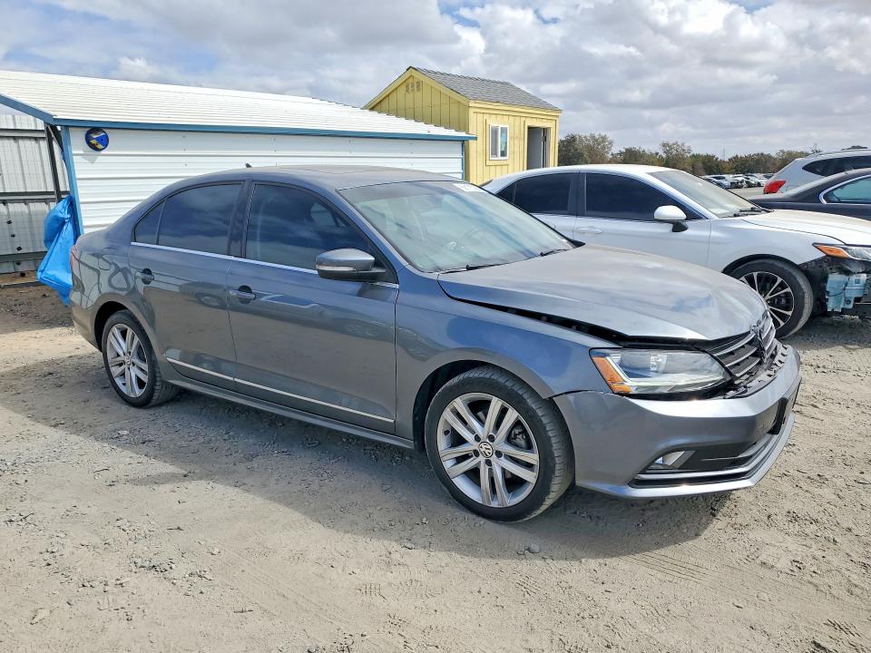 2017 Volkswagen Jetta მანქანა იყიდება აუქციონზე, vin: 3VWL17AJ5HM399312, აუქციონის ნომერი: 69173736