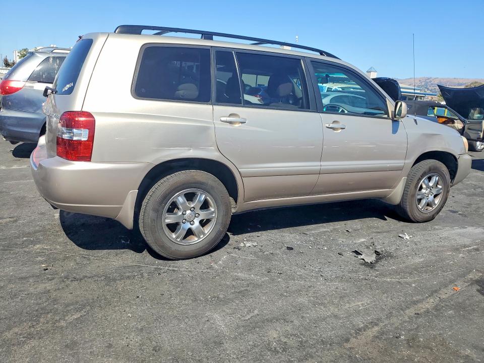 2005 Toyota Highlander მანქანა იყიდება აუქციონზე, vin: JTEEP21A850087184, აუქციონის ნომერი: 70705316