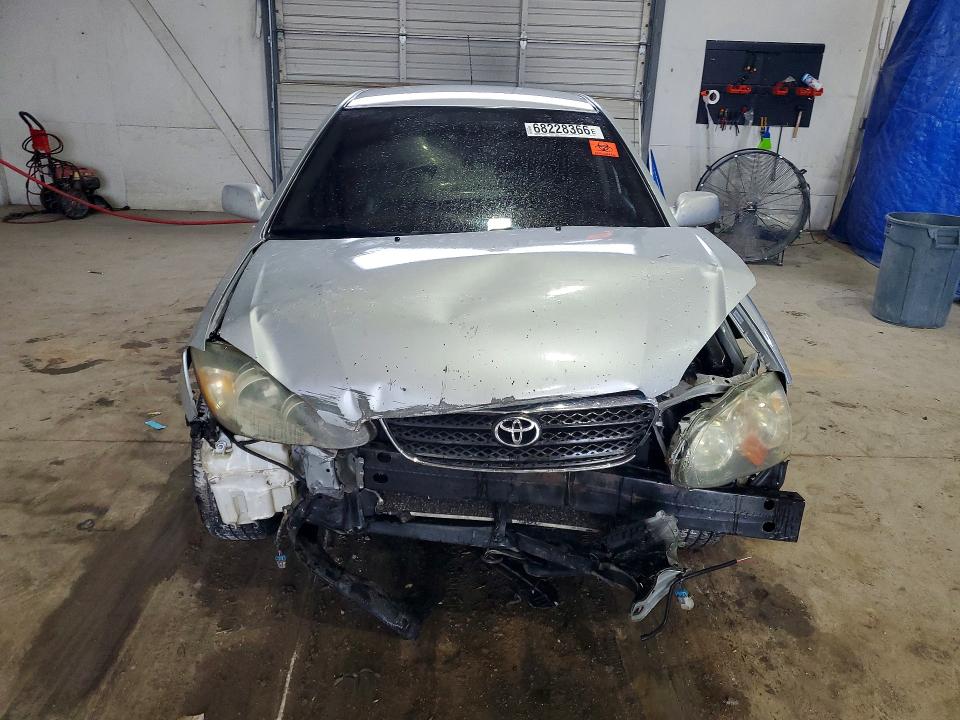 68228366 :رقم المزاد ، 1NXBR32E35Z563788 vin ، 2005 Toyota Corolla مزاد بيع