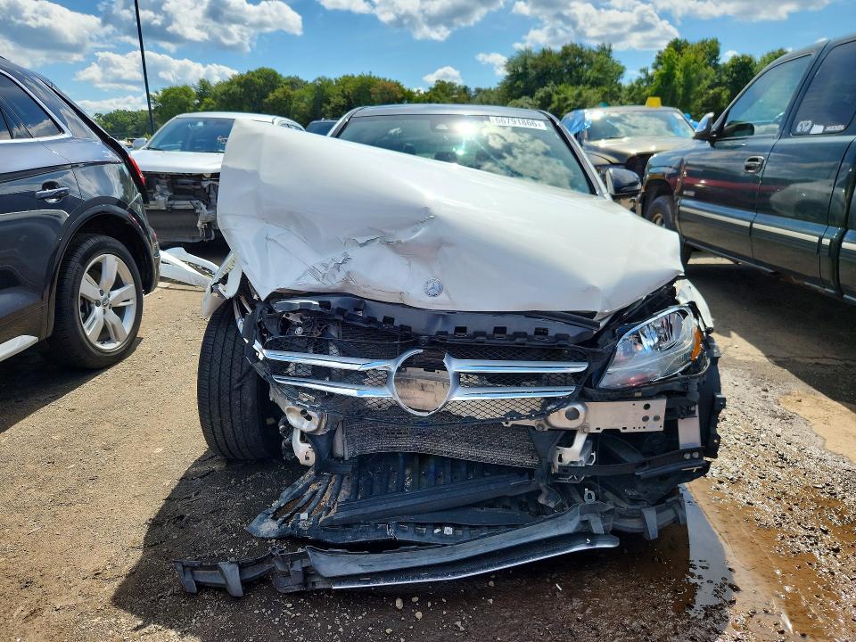 Продажа на аукционе авто 2017 Mercedes-benz C, vin: 55SWF4JBXHU201836, номер лота: 66791866