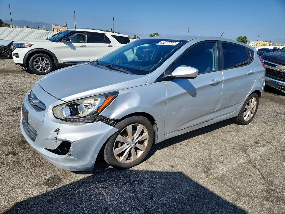 Auction sale of the 2012 Hyundai Accent, vin: KMHCU5AE1CU004589, lot number: 69822266