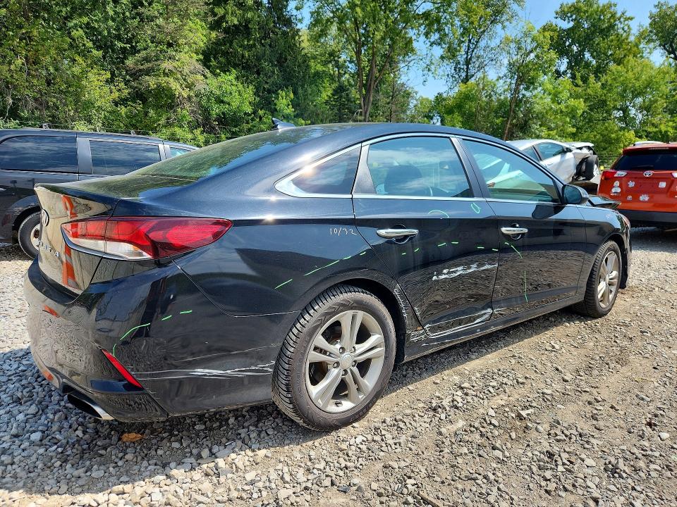 67250976 :رقم المزاد ، 5NPE34AF8JH603399 vin ، 2018 Hyundai Sonata مزاد بيع