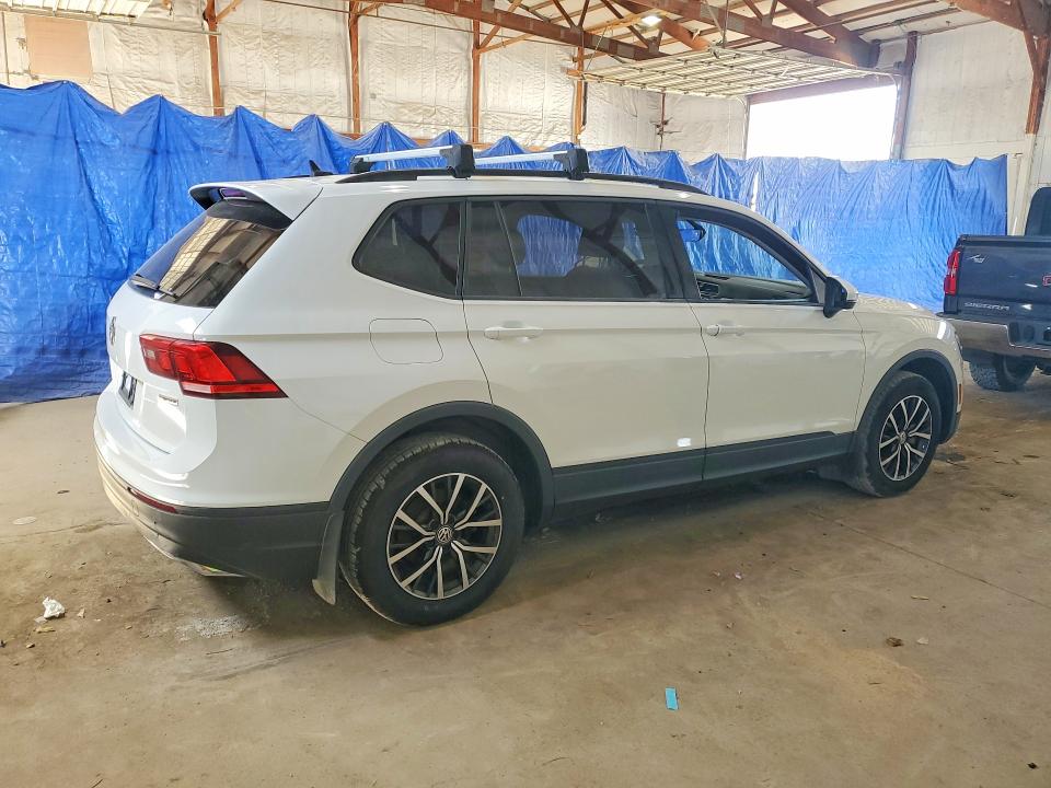 2021 Volkswagen Tiguan მანქანა იყიდება აუქციონზე, vin: 3VV0B7AX2MM052717, აუქციონის ნომერი: 68835066