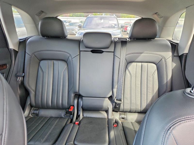 69792576 :رقم المزاد ، WA1BNAFY7J2168232 vin ، 2018 Audi Q5 مزاد بيع