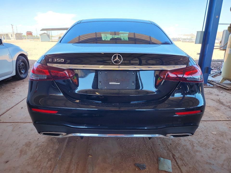 Продаж на аукціоні авто 2022 Mercedes-benz E, vin: W1KZF8DB9NB044211, номер лоту: 68682126