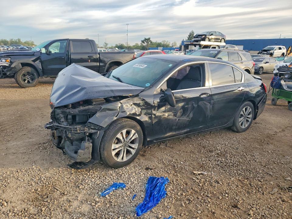 69288646 :رقم المزاد ، 1HGCR2F36FA209005 vin ، 2015 Honda Accord مزاد بيع