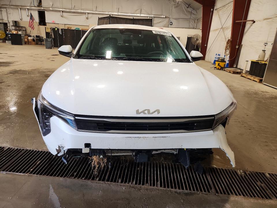 2026 Kia K4 მანქანა იყიდება აუქციონზე, vin: 3KPFT4DEXTE356739, აუქციონის ნომერი: 70785356
