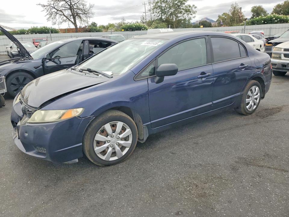69608906 :رقم المزاد ، 19XFA1F57AE029794 vin ، 2010 Honda Civic مزاد بيع