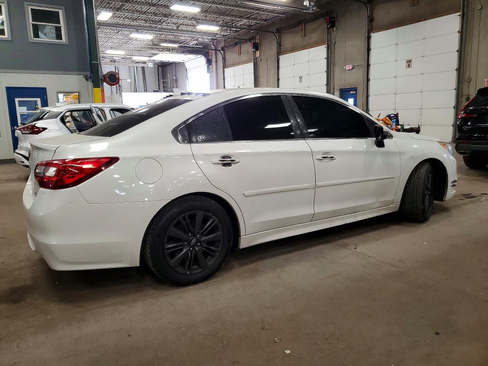 70620386 :رقم المزاد ، 4S3BNAF68H3056418 vin ، 2017 Subaru Legacy مزاد بيع