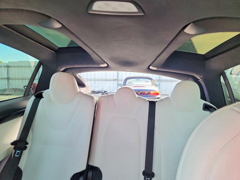 68628316 :رقم المزاد ، 5YJXCAE26MF319285 vin ، 2021 Tesla Model X مزاد بيع
