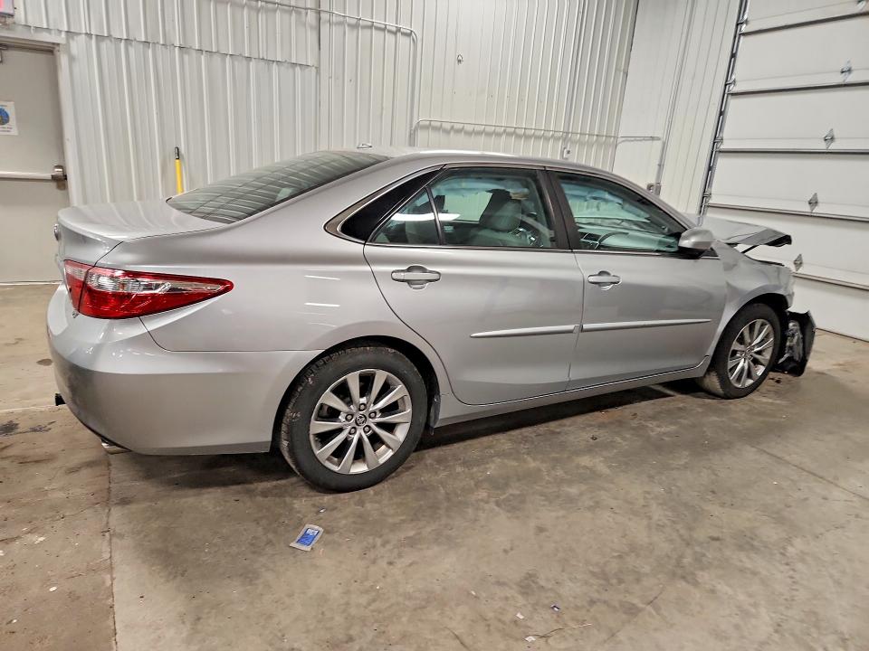 Продажа на аукционе авто 2015 Toyota Camry, vin: 4T4BF1FK0FR495888, номер лота: 69196016