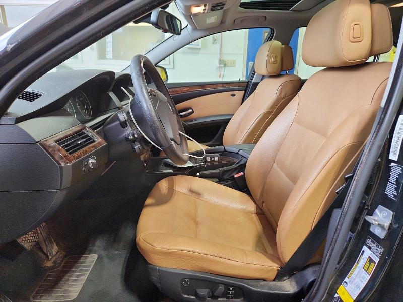 70909536 :رقم المزاد ، WBANV1C51AC388826 vin ، 2010 Bmw 528 مزاد بيع