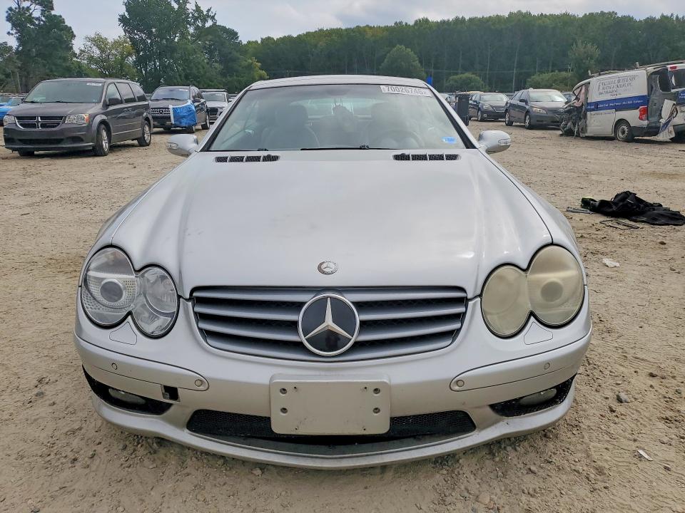 70026746 :رقم المزاد ، WDBSK75F83F016309 vin ، 2003 Mercedes-benz Sl مزاد بيع