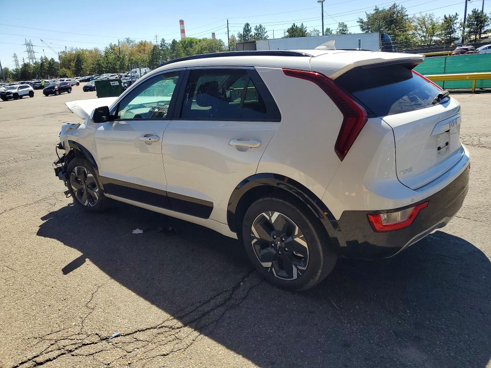 Продаж на аукціоні авто 2024 Kia Niro, vin: KNDCR3L13R5117869, номер лоту: 68077436