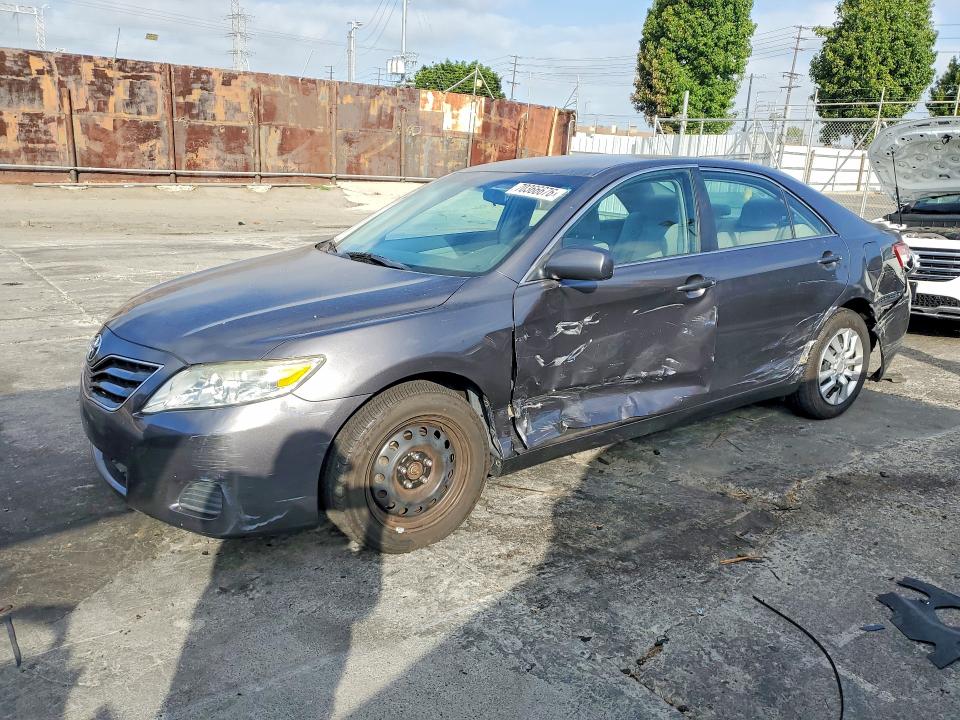 70366676 :رقم المزاد ، 4T4BF3EK0BR166471 vin ، 2011 Toyota Camry مزاد بيع