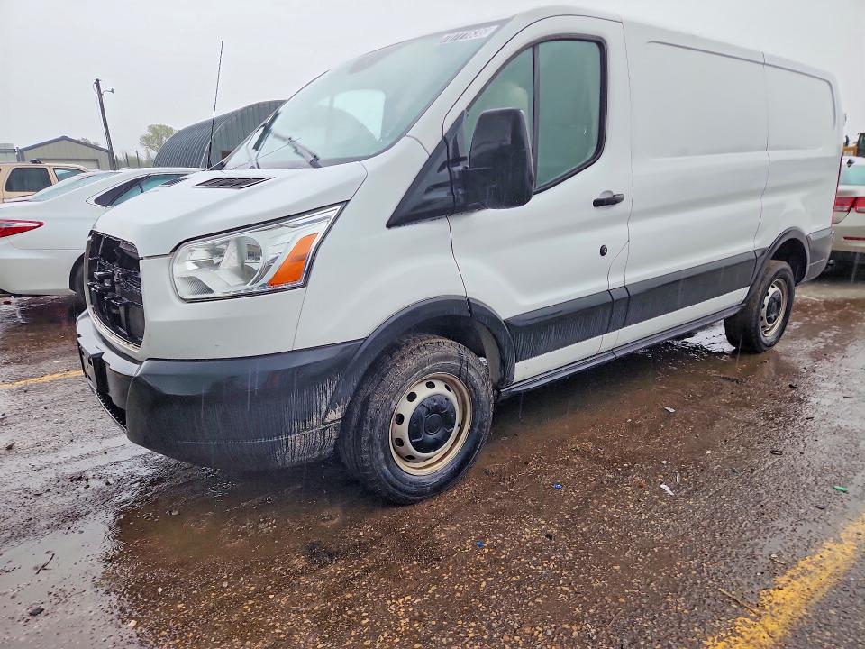 70771636 :رقم المزاد ، 1FTYR1ZM7KKB75812 vin ، 2019 Ford Transit مزاد بيع
