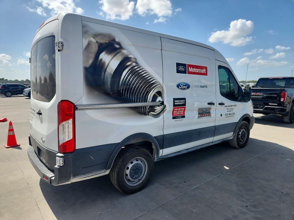 2015 Ford Transit მანქანა იყიდება აუქციონზე, vin: 1FTNR1CM7FKA52884, აუქციონის ნომერი: 68619156