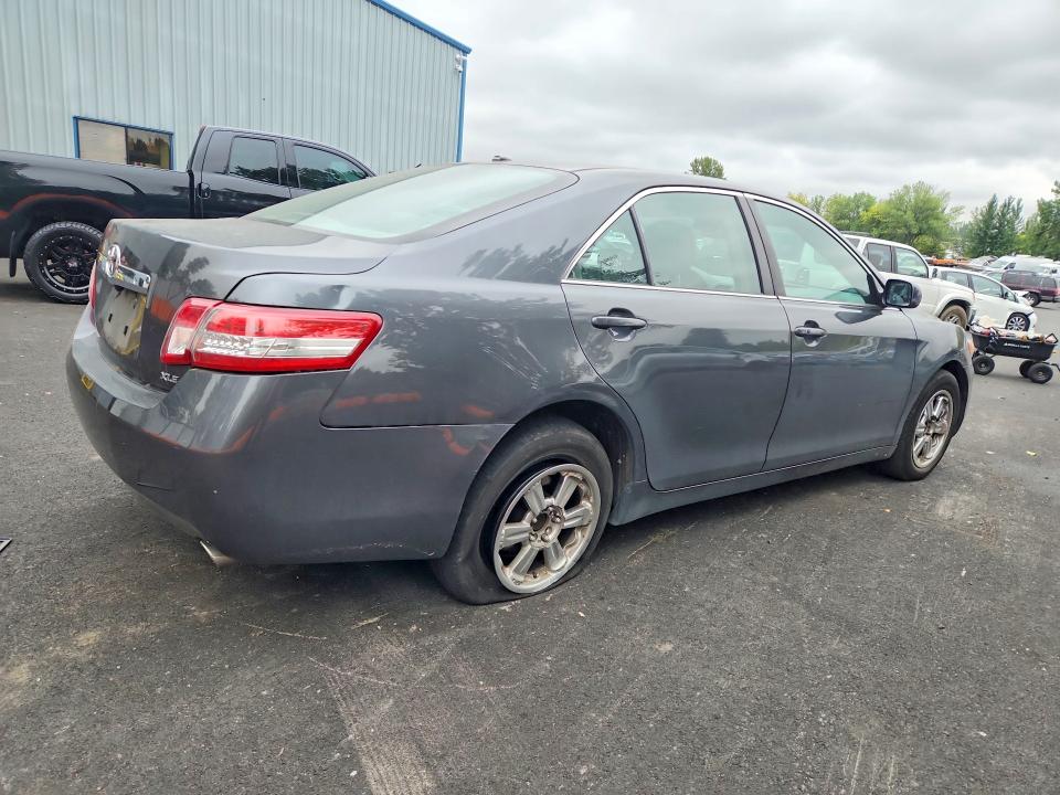 2010 Toyota Camry მანქანა იყიდება აუქციონზე, vin: 4T1BK3EK5AU110143, აუქციონის ნომერი: 67561186