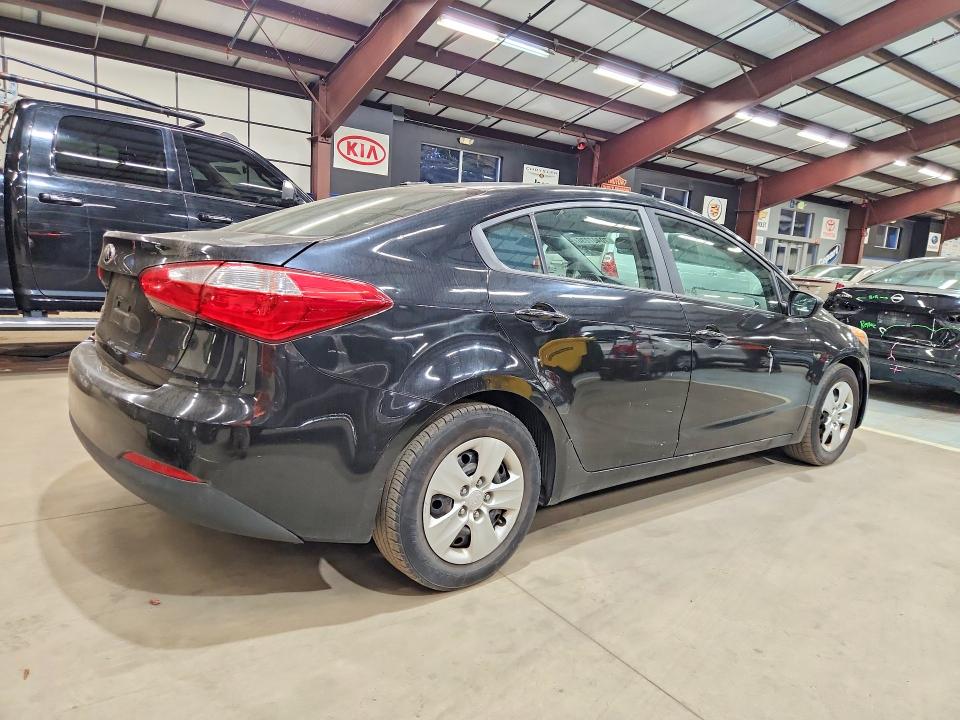 2016 Kia Forte მანქანა იყიდება აუქციონზე, vin: KNAFK4A69G5597416, აუქციონის ნომერი: 70407236