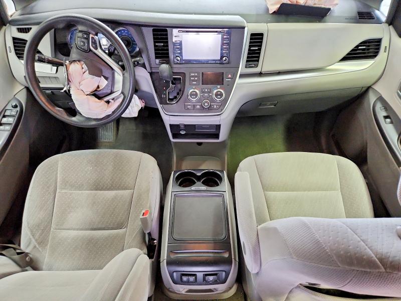 2018 Toyota Sienna მანქანა იყიდება აუქციონზე, vin: 5TDKZ3DC1JS923607, აუქციონის ნომერი: 67368866