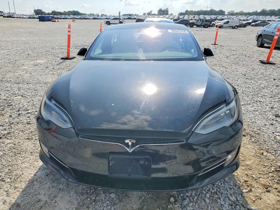 Продажа на аукционе авто 2021 Tesla Model S, vin: 5YJSA1E2XMF426047, номер лота: 68942456