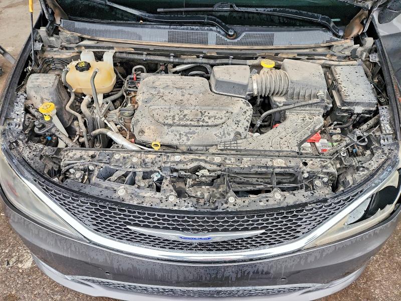 70300436 :رقم المزاد ، 2C4RC1FG7KR628655 vin ، 2019 Chrysler Pacifica مزاد بيع